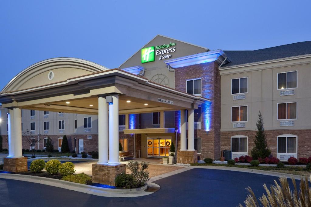 Holiday Inn Express Hotel & Suites High Point South an IHG Hotel Main image 1